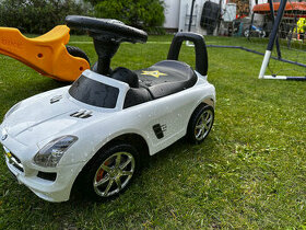Buddy Toys Odrážedlo Mercedes-Benz SLS bílá - 1