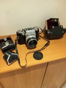 Stary fotoaparát Pentacon six