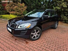 Volvo XC60 2.4 D5 Summum, 4x4, ČR, panorama, xenon Topován