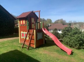 Domek pro děti na zahradu se skluzavkou a lezeckou stěnou