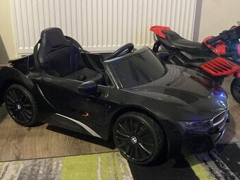 Elektricke auto bmw i8+motorka