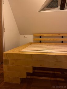 Postel z masivu na zakázku - 1