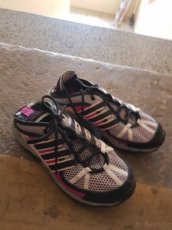 Adidas botasky, sešlapávací pata - 1