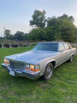 Cadillac Brougham