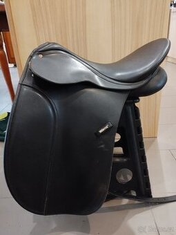 Drezurní Wintec - 1