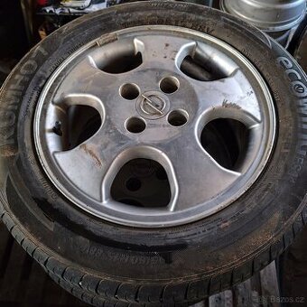 Lité kola Opel Corsa/Astra R15