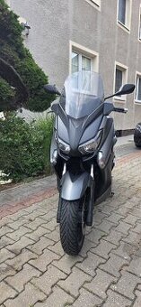 Yamaha x-max 125