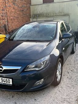 Opel Astra J P 10 1.6i Turbo