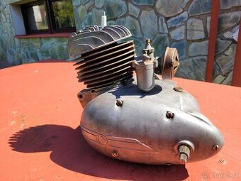 Motor Manet 90