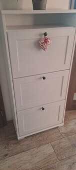 Vyklápěcí Botník Ikea