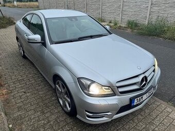 Mercedes Benz C 220 CDI 85000 km nové v ČR  - 1