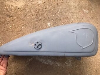 NSU 351, 501 OSL, 601  benzínová nádrž