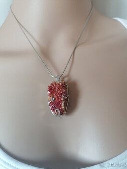 Nový přívěsek vanadinit ve stříbře