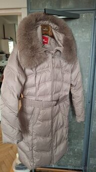 Dámský zimní prošívaný kabát