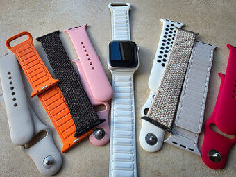 Apple Watch 8, 41 mm, včetně originál řemínků