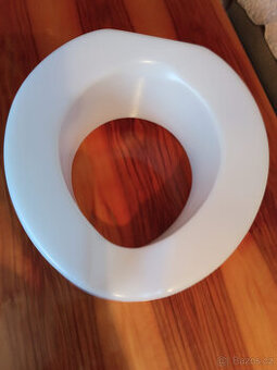 Prodám levně nástavec na WC plastový 10cm INVAMED - 1