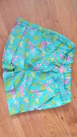 Krásné letní kraťasy, zn. Dopodopo 116-128, 5-7let.