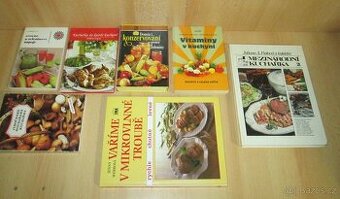 Kuchařské knihy a zdravá výživa - 7 ks