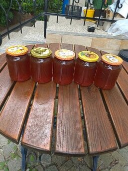 Med luční, med Lípa, med Akát přímo od včelaře 195 Kč. Plzeň