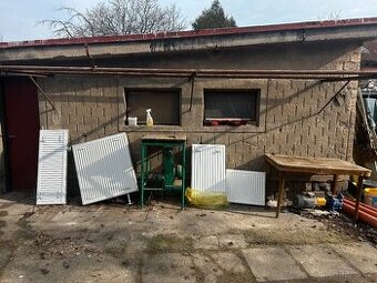 Deskové radiátory + čerpadlo + cirkularka