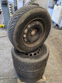 Sada 205/65R15 zimni