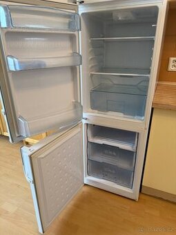 Kombinovaná lednice s mrazákem Beko