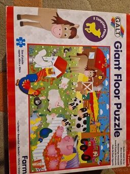 Giant floor puzzle galt