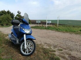 Piaggio Beverly 250