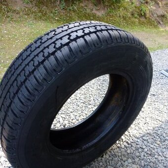 Pneu 205/70R15 FIRESTONE