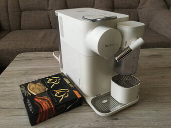 Kávovar Delonghi Nespresso Lattissima One