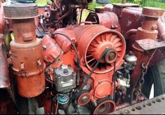 Motor 4 válec na Traktor Rs-09 Gt-124 Rs 09 Rs09