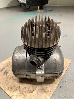 Motor Manet M90 - 1