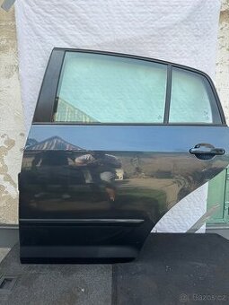 PRODÁM DVEŘE ZADNÍ LEVÉ GOLF 6 PLUS 2013