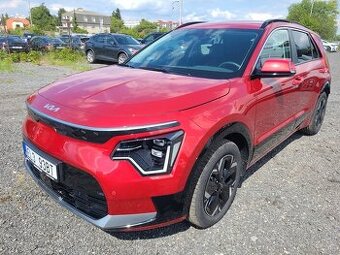 Kia Niro MY23 electric Style 64kWh,V2L, záruka 3f/TČ