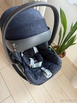 CYBEX Platinum Cloud T i-Size Jewels of Nature se základnou