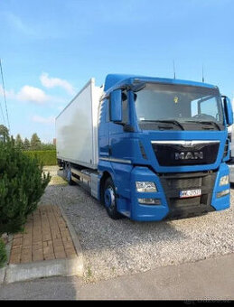 Chladírenský nákladní automobil MAN TGX 26.400