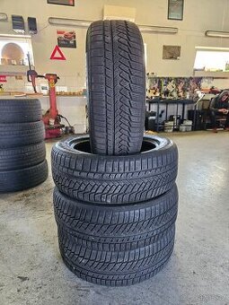 235 55 19 zimní pneu Continental 235/55/19 č...53