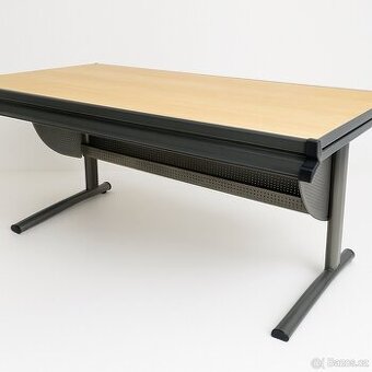 Psaci polohovaci stul a zidle