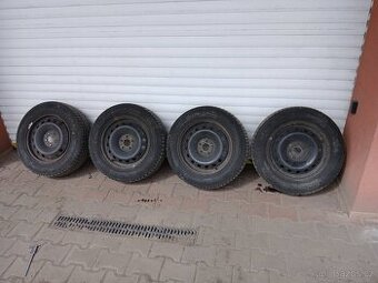 FIAT TIPO / FIAT 500L DISKY R15  S PNEU ZIMNÍ