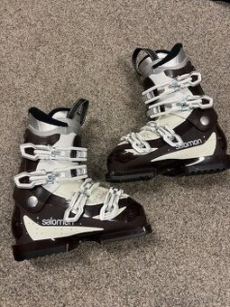 Nové dámské lyžáky Salomon - vel.37