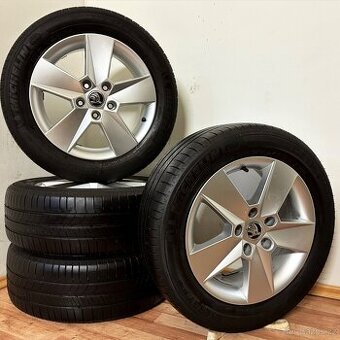 ŠKODA OCTAVIA III 5x112 R16 ET46+LETNÍ 205/55R16 5/4mm