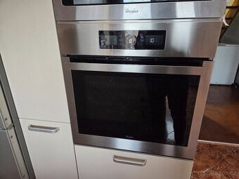 Vestavěná trouba Whirlpool