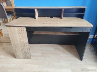 Psací stůl pro děti