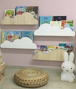 Dřevěné poličky do dětského pokoje