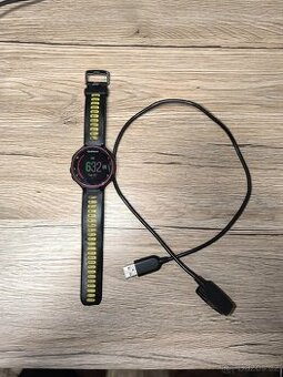 Prodám Garmin Forunner 235