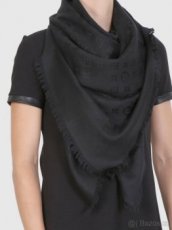 Šátek LOUIS VUITTON - Monogram Classic Shawl Noir
