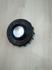 Šroub strunové hlavy Homelite