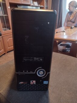 Prodám pc dle foto intel i5 grafika nvidia  gtx1650 4 gb