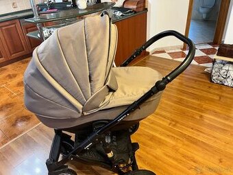 Kočárek Firkon Vesta