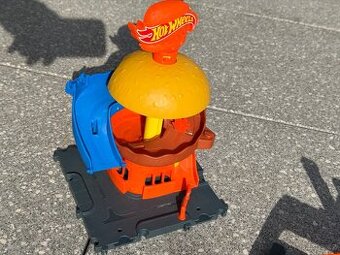 Hot wheels drahý